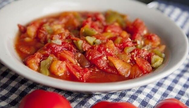 Stewed a gebaken Tomaten